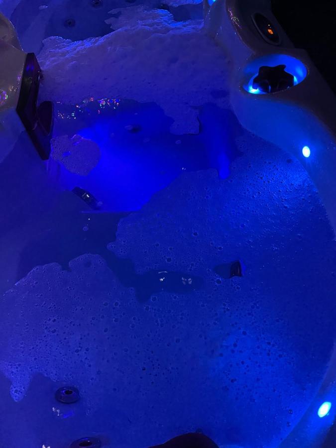 Bankhead Accommodation With Hot Tub Aberdeenshire Gamrie 外观 照片