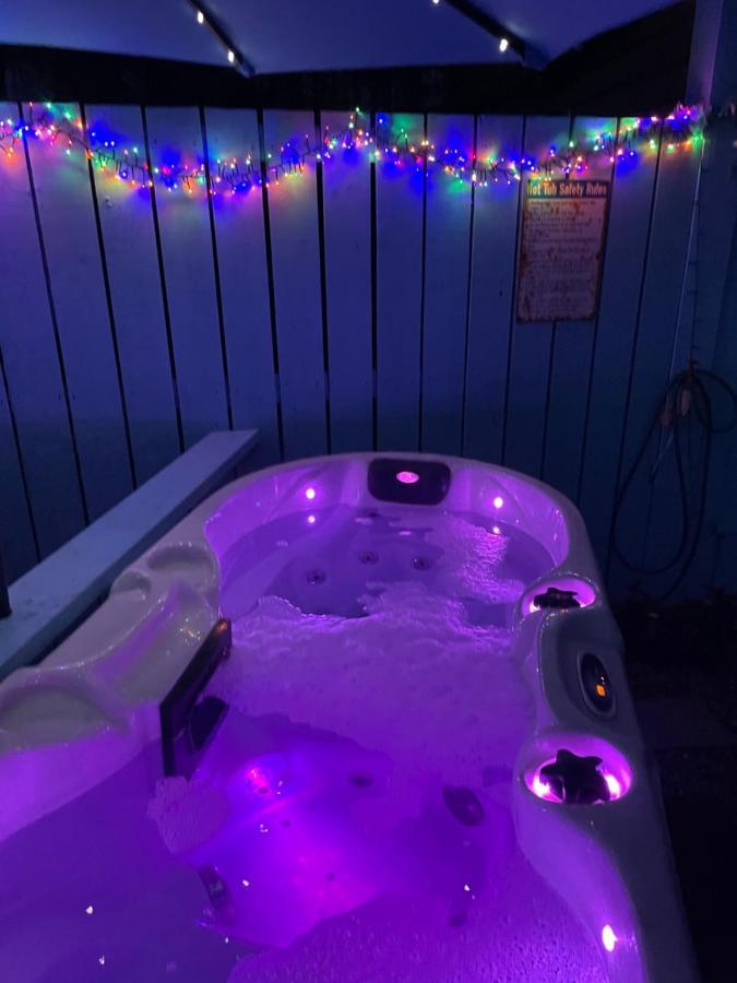 Bankhead Accommodation With Hot Tub Aberdeenshire Gamrie 外观 照片
