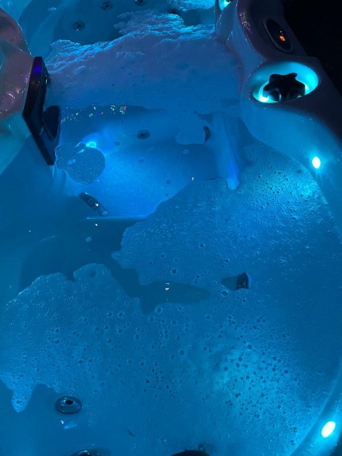 Bankhead Accommodation With Hot Tub Aberdeenshire Gamrie 外观 照片
